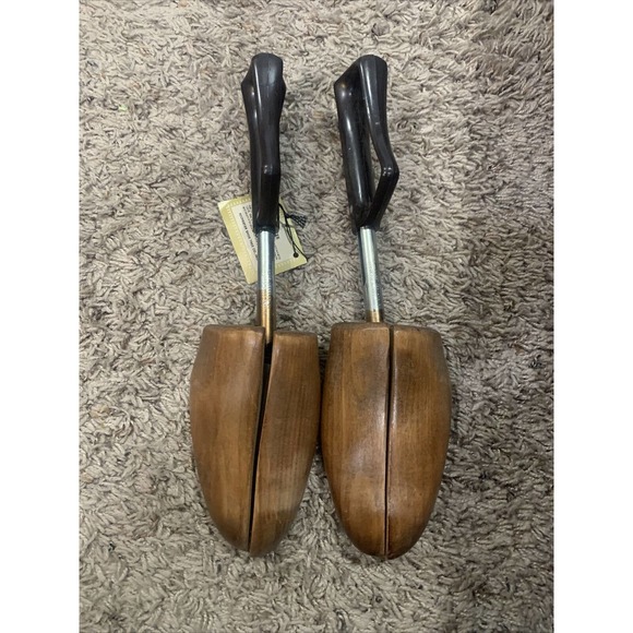 ROCHESTER SHOE TREE COMPANY TRAVEL TREE SHOE KEEPERS Medium SZ 4 - Picture 1 of 4